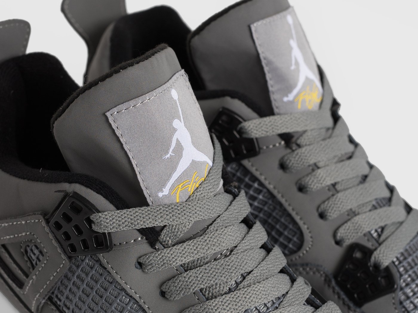 Кроссовки Nike Air Jordan 4 Retro