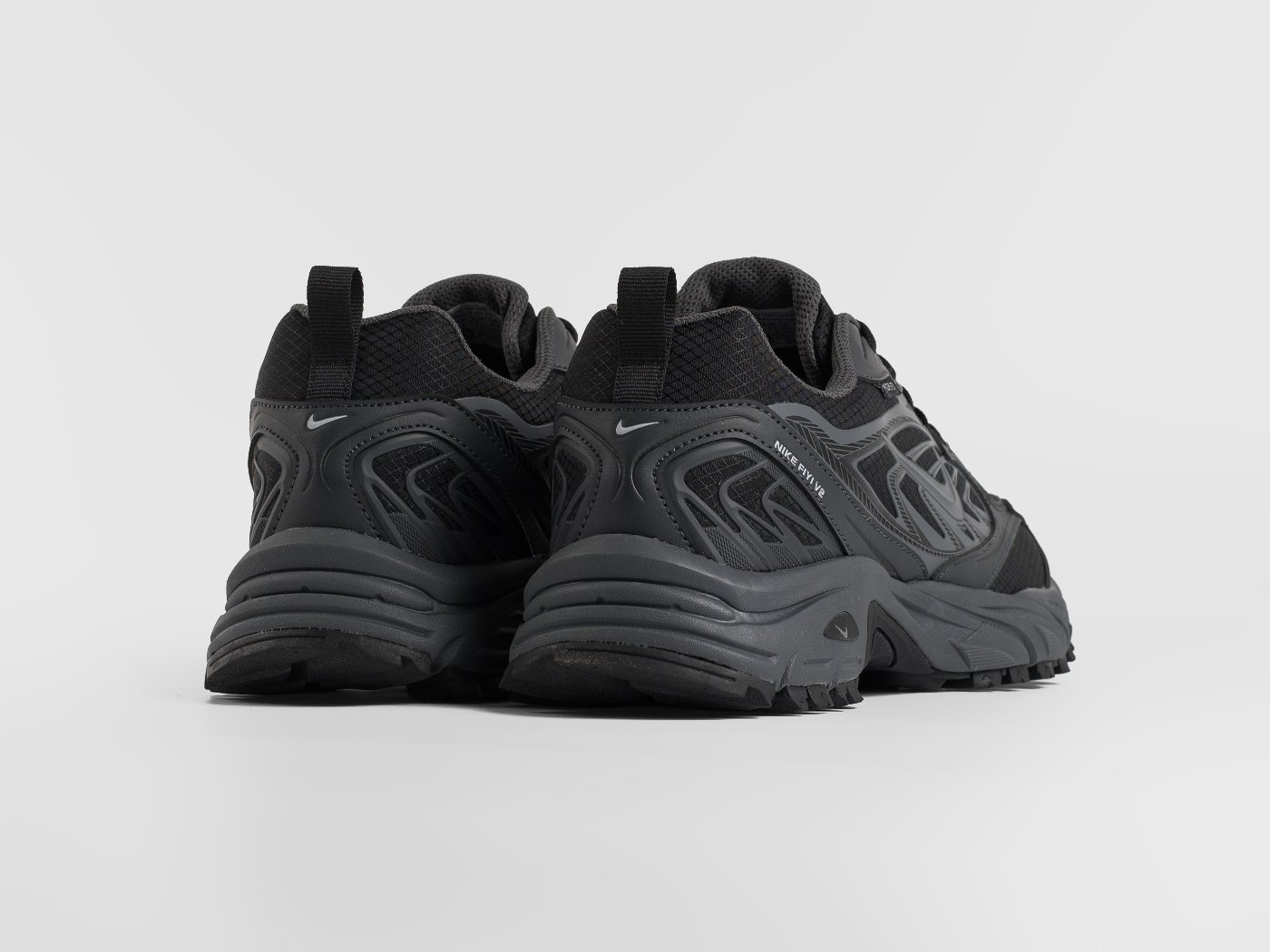 Кроссовки Nike Fiyi V2