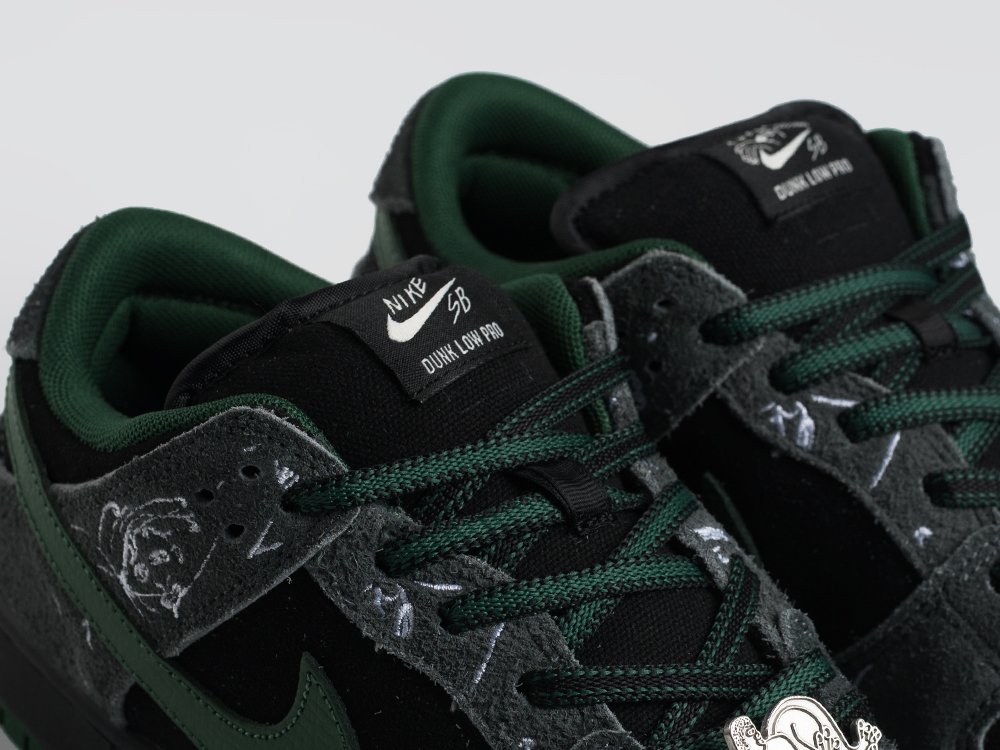 Кроссовки Skateboards x Nike SB Dunk Low