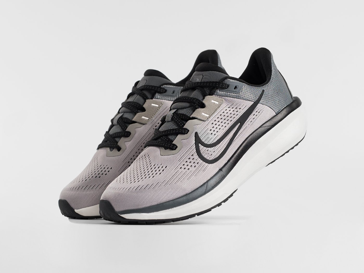 Кроссовки Nike