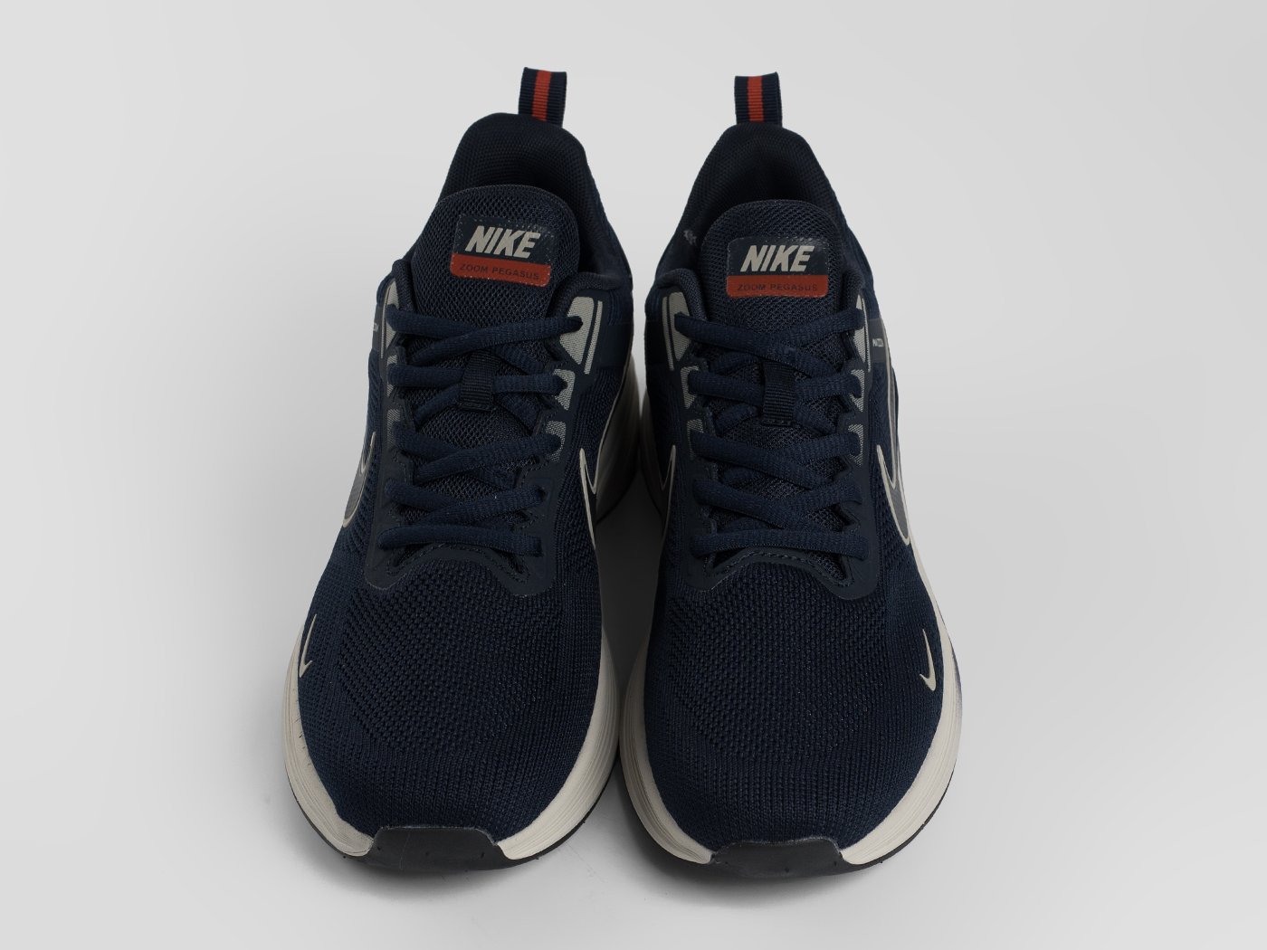 Кроссовки Nike