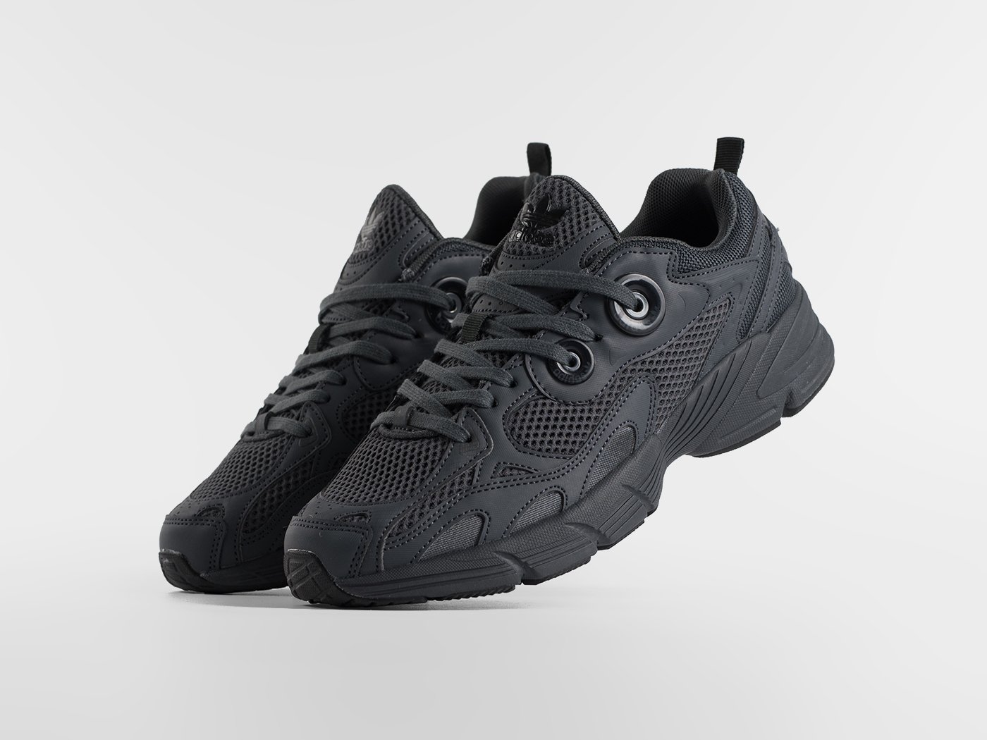 Кроссовки Adidas Astir