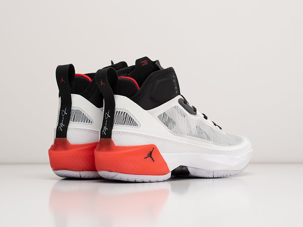 Кроссовки Nike Air Jordan XXXVII