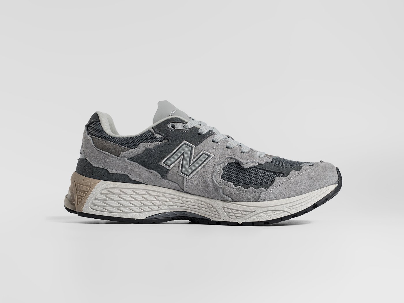 Кроссовки New Balance 2002R