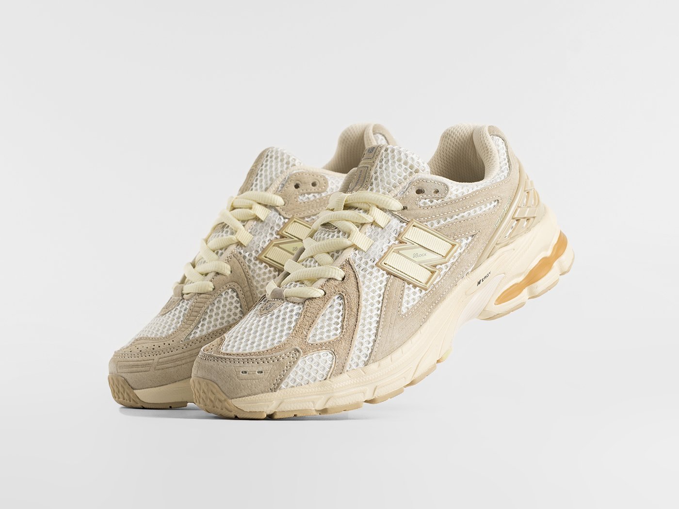 Кроссовки New Balance 1906R