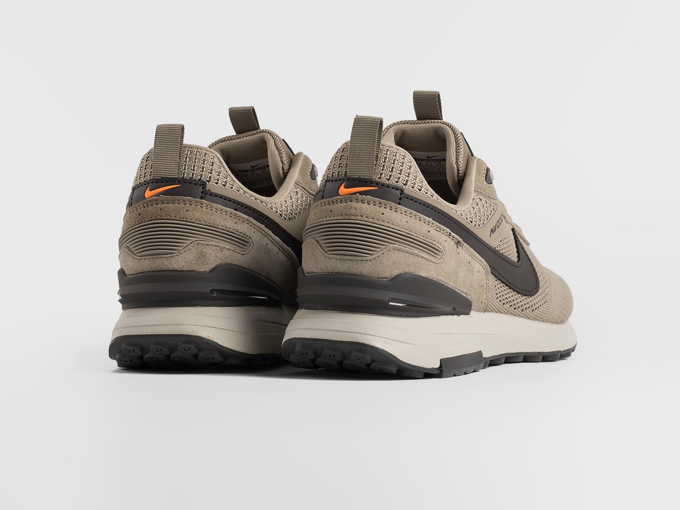 Кроссовки Nike
