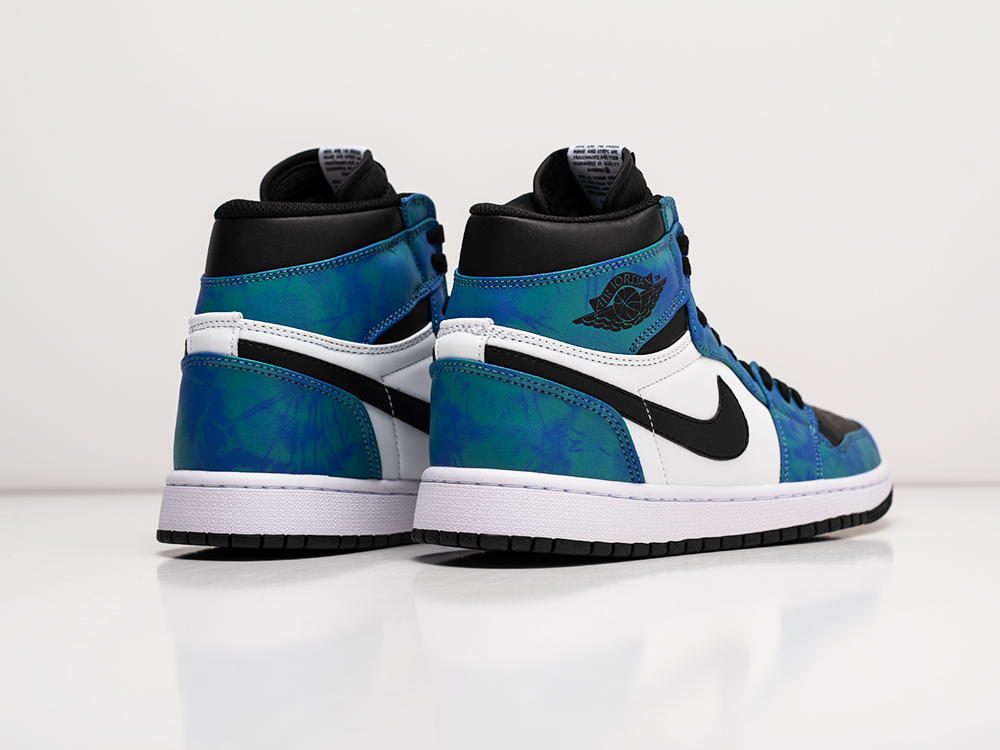 Кроссовки Nike Air Jordan 1 Mid