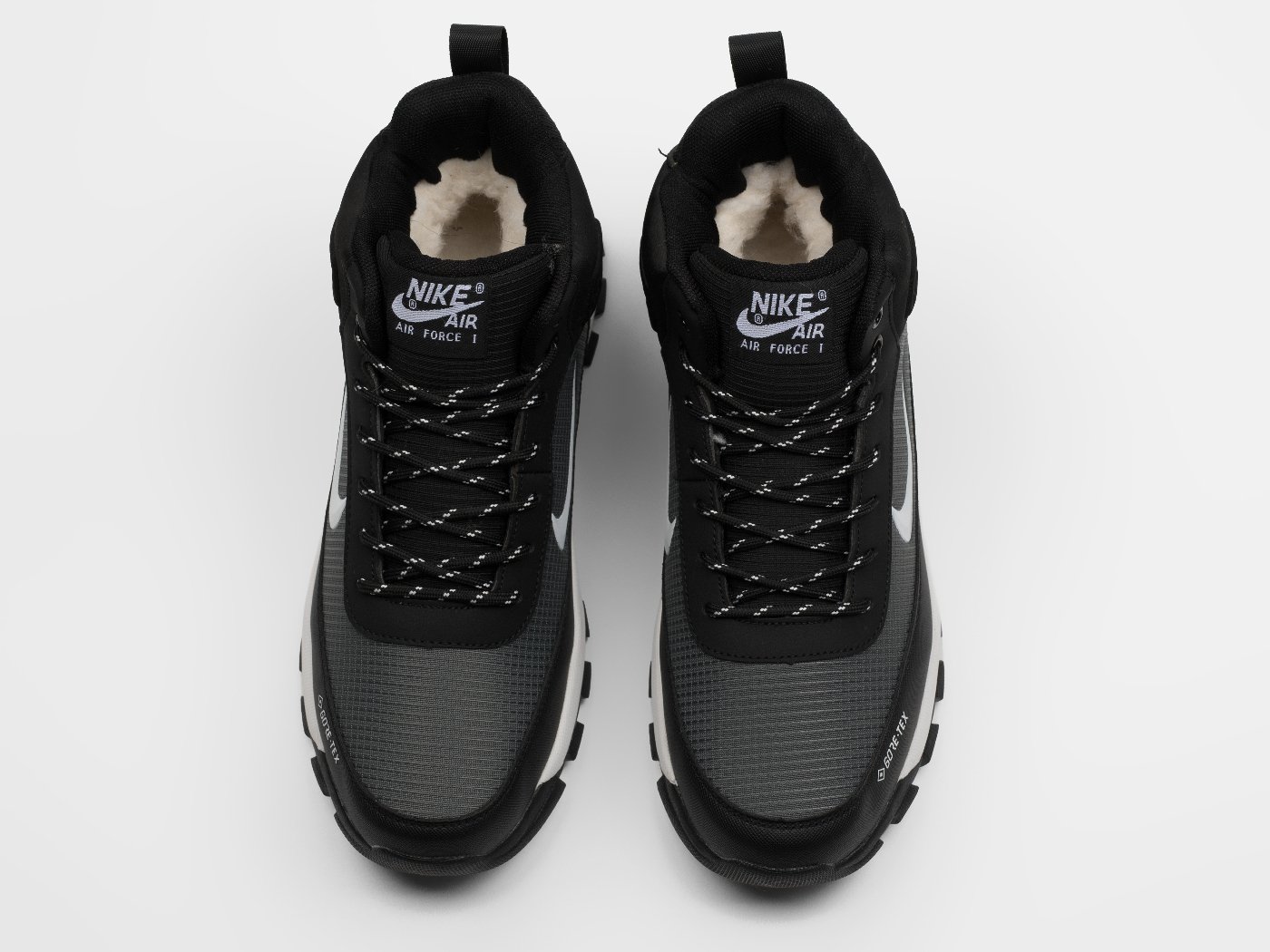 Зимние кроссовки Nike Rivah Mid