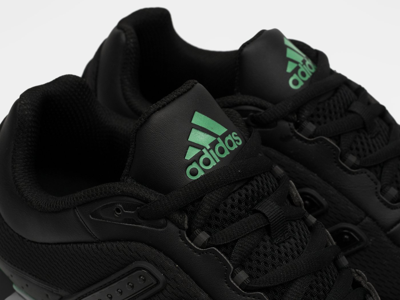 Кроссовки Adidas Megaride Pro