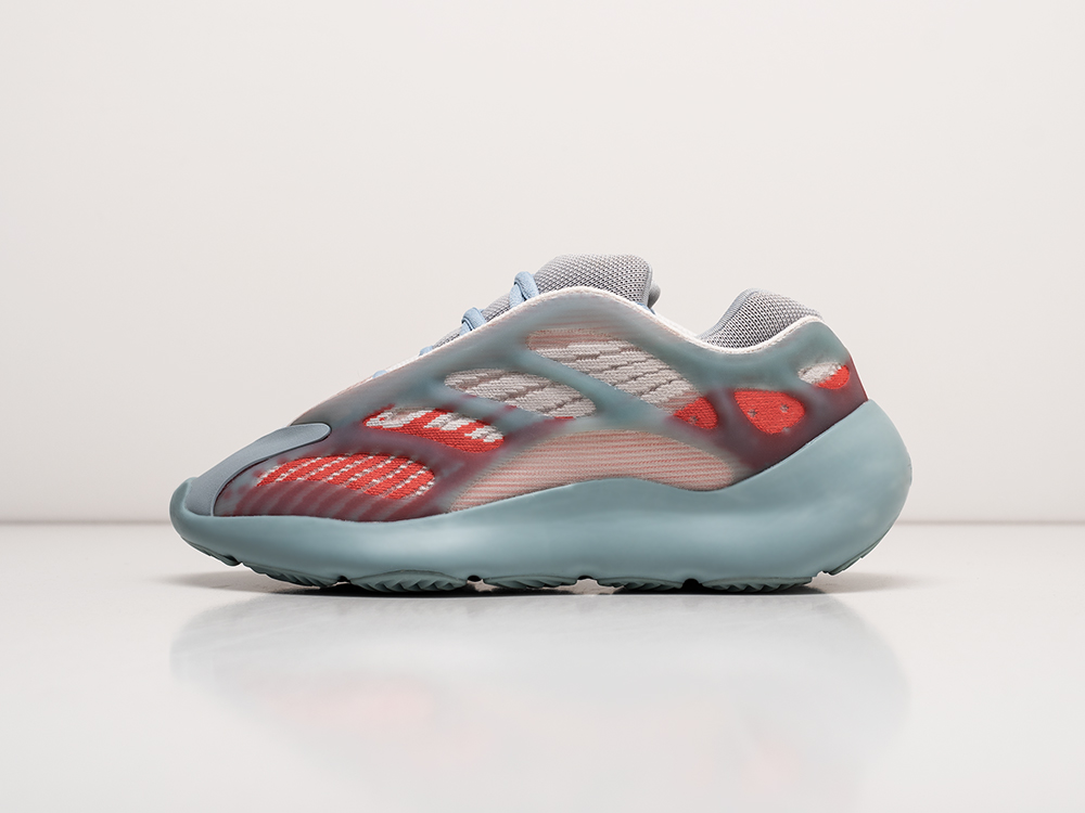 Кроссовки Adidas Yeezy Boost 700 v3