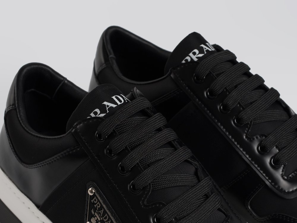 Кроссовки Prada