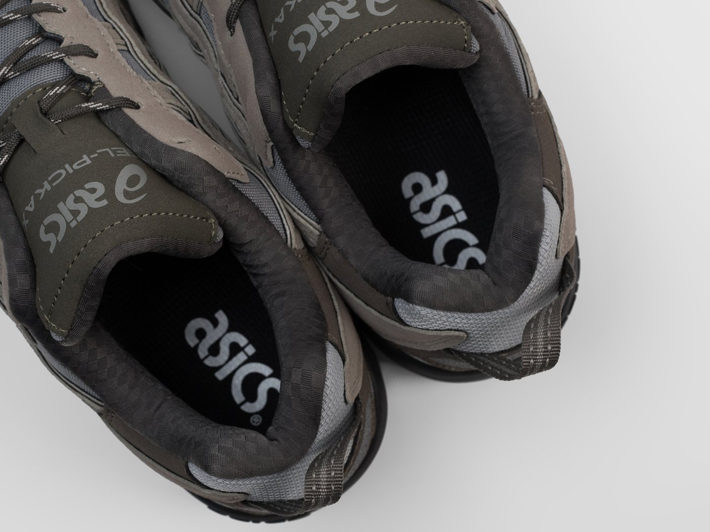 Кроссовки Asics GEL PICKAX