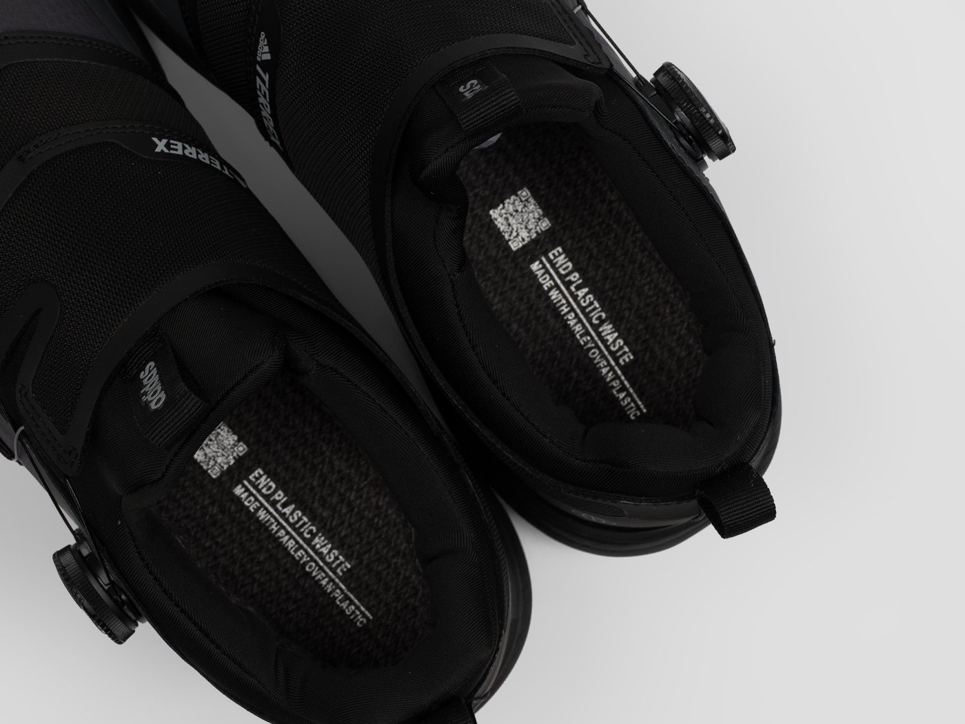 Кроссовки Adidas