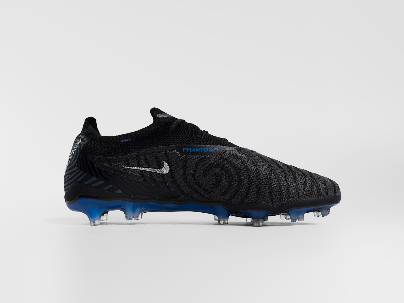 Футбольная обувь Nike Gripknit Phantom GX Elite FG
