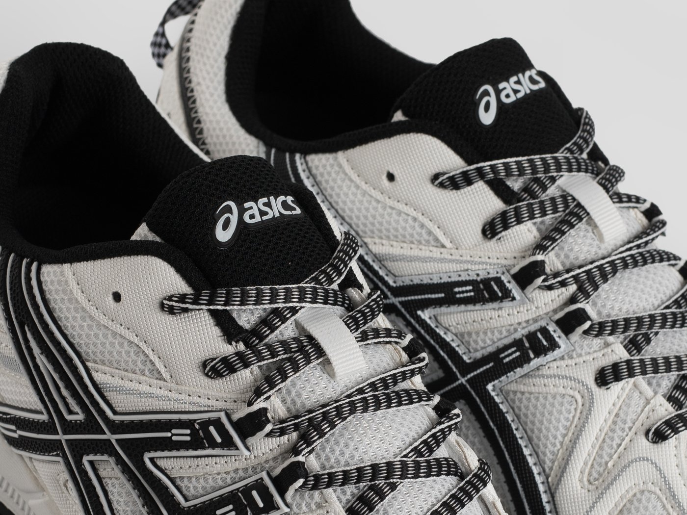Кроссовки Asics Gel-Kahana 8