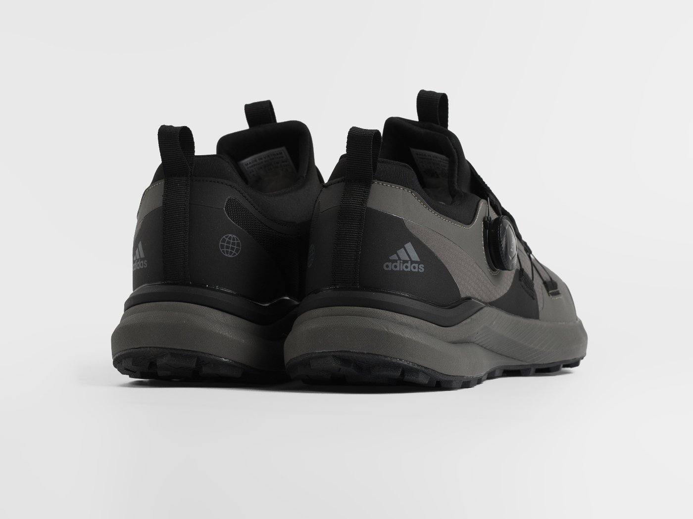Кроссовки Adidas
