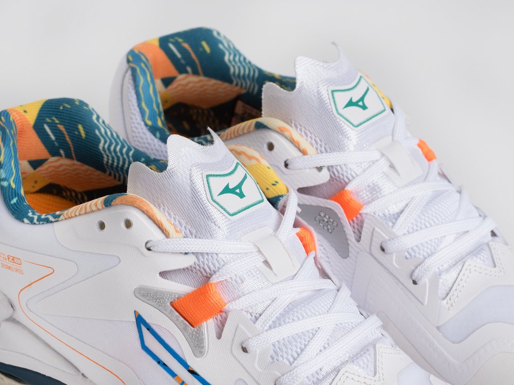 Кроссовки Mizuno Wave Lightning Z8 Кроссовки Mizuno Wave Lightning Z8