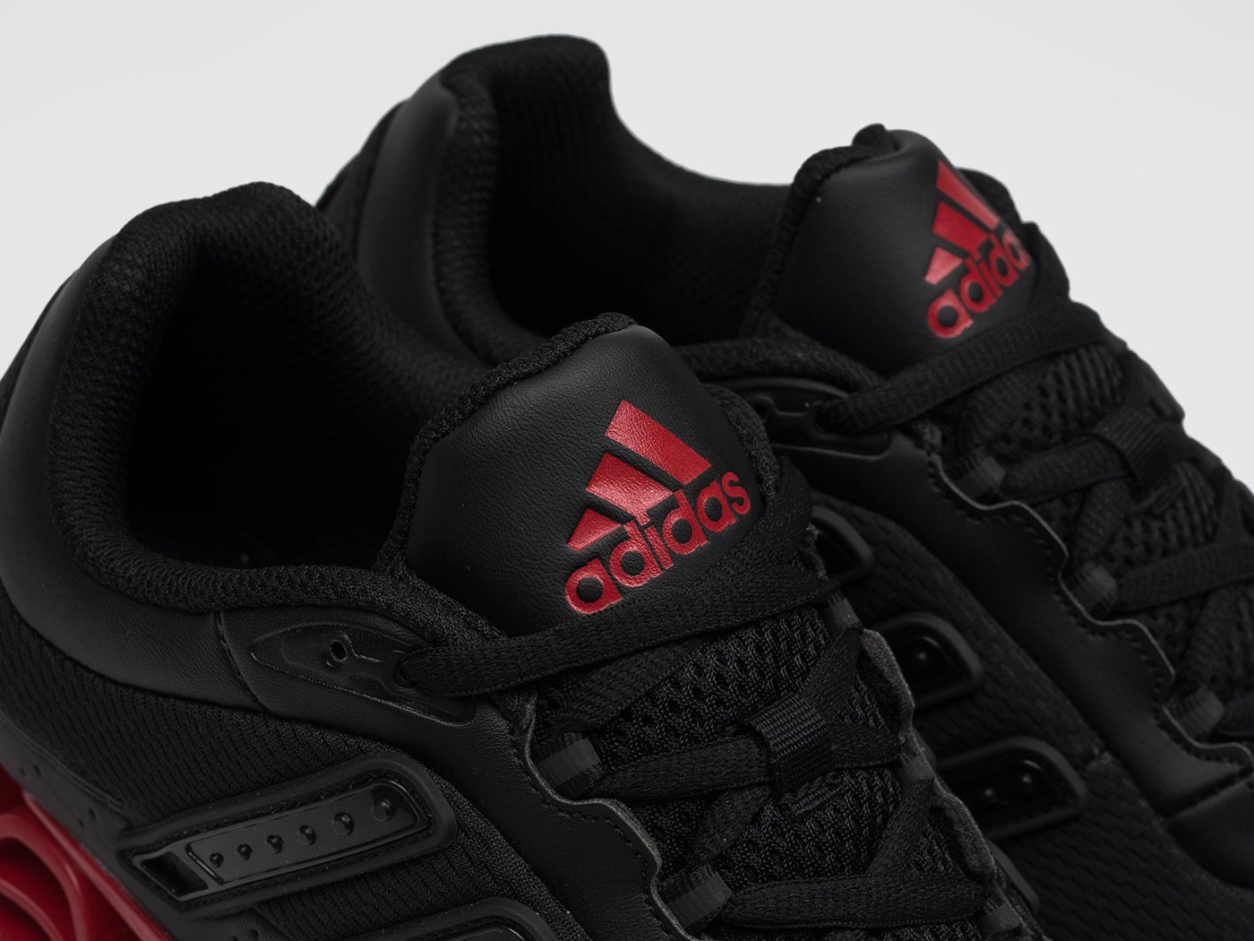 Кроссовки Adidas Megaride Pro