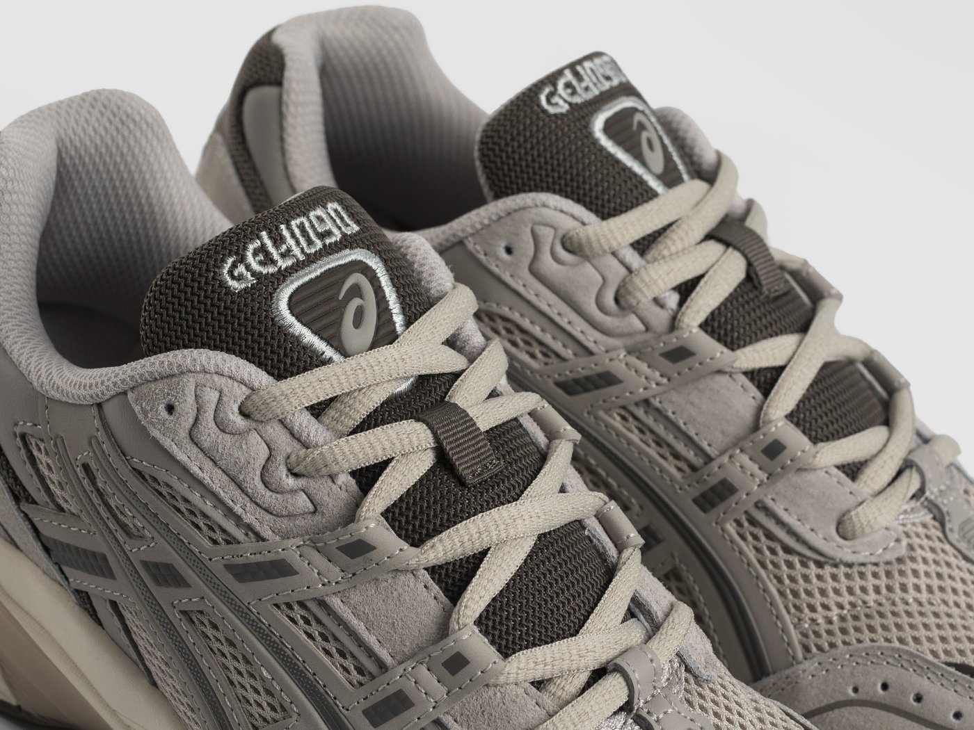 Кроссовки Asics Gel-1090