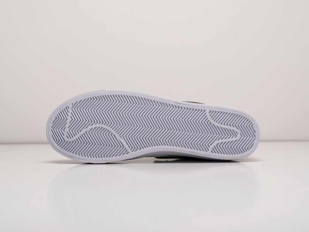 Кроссовки Nike Blazer Mid 77