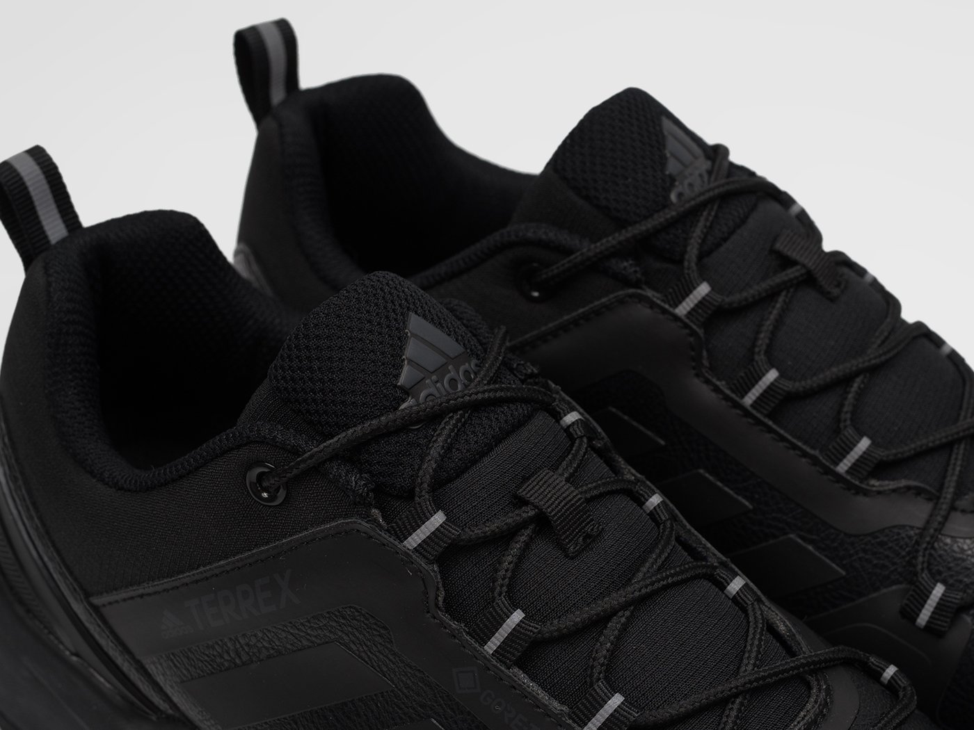 Кроссовки Adidas Terrex Swift R3