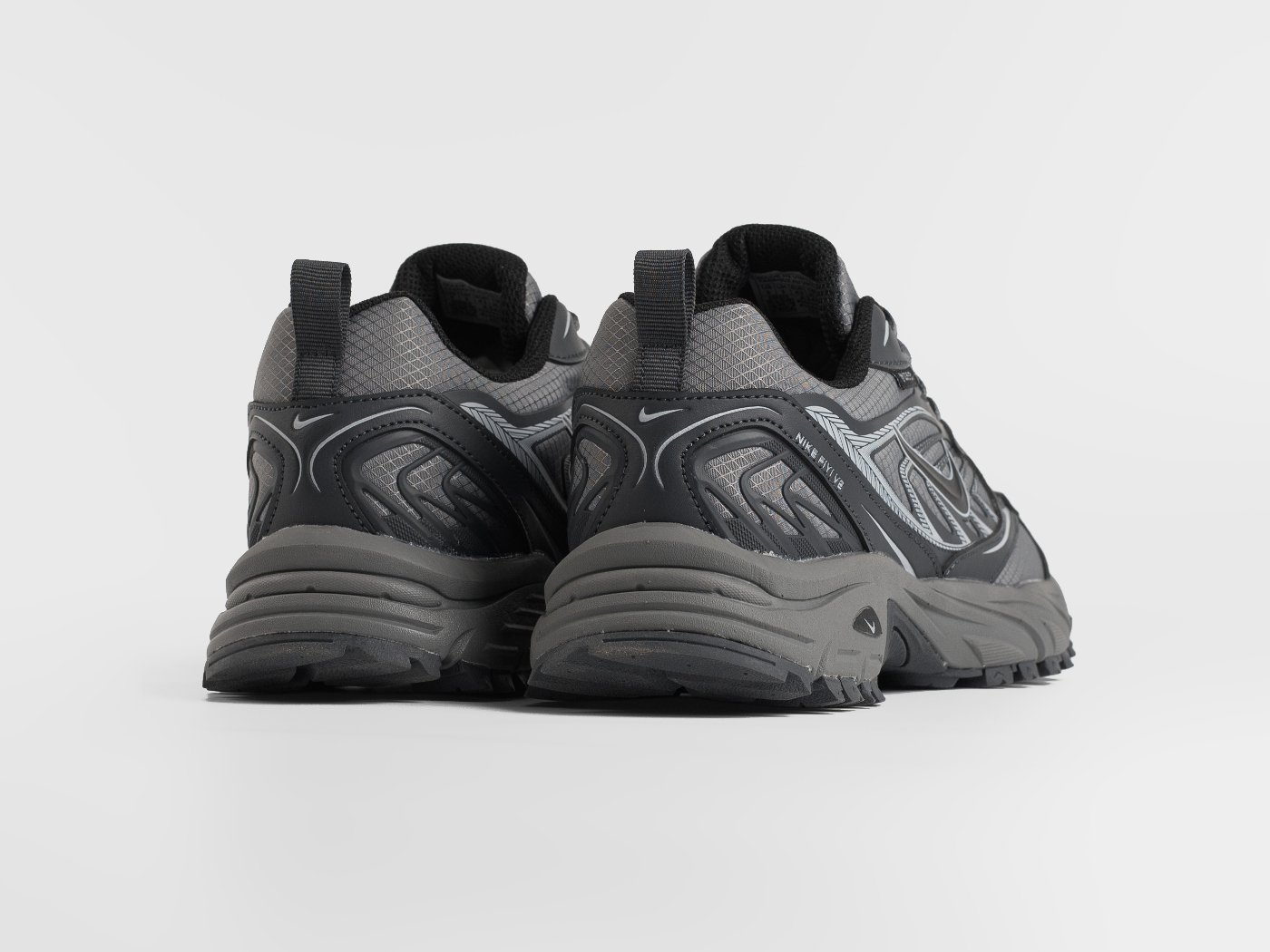 Кроссовки Nike Fiyi V2