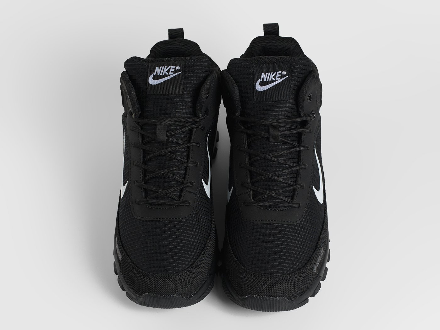 Зимние кроссовки Nike Rivah