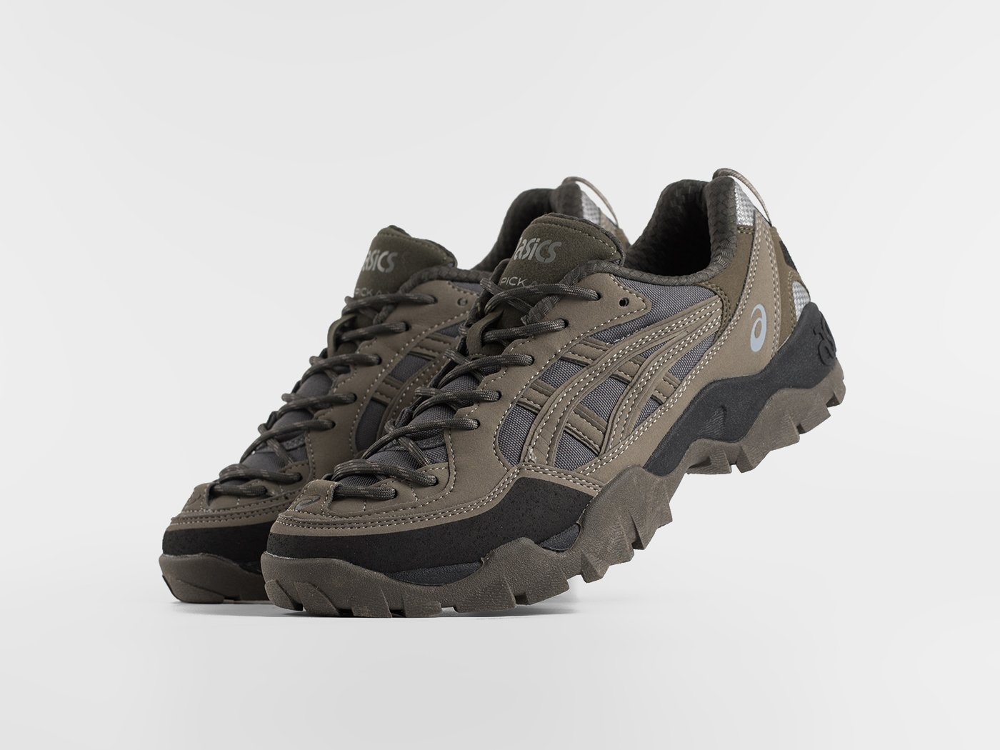 Кроссовки Asics GEL PICKAX