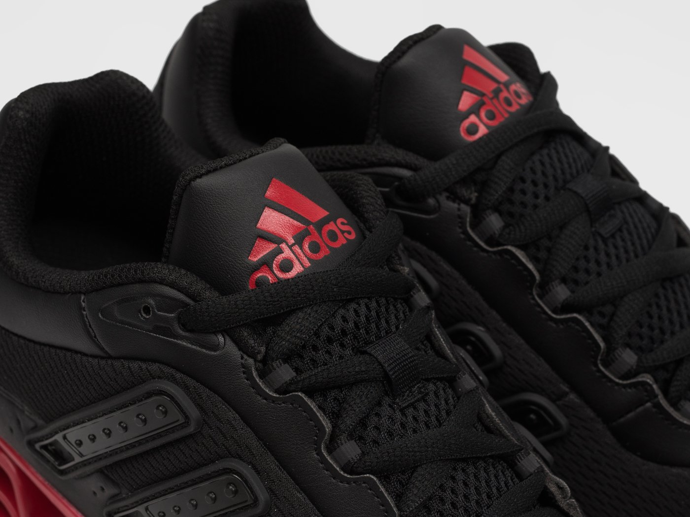 Кроссовки Adidas Megaride Pro