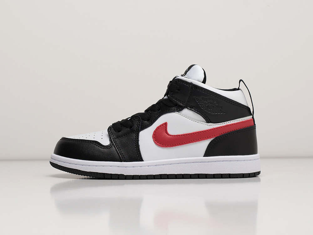 Кроссовки Nike Air Jordan 1 Mid