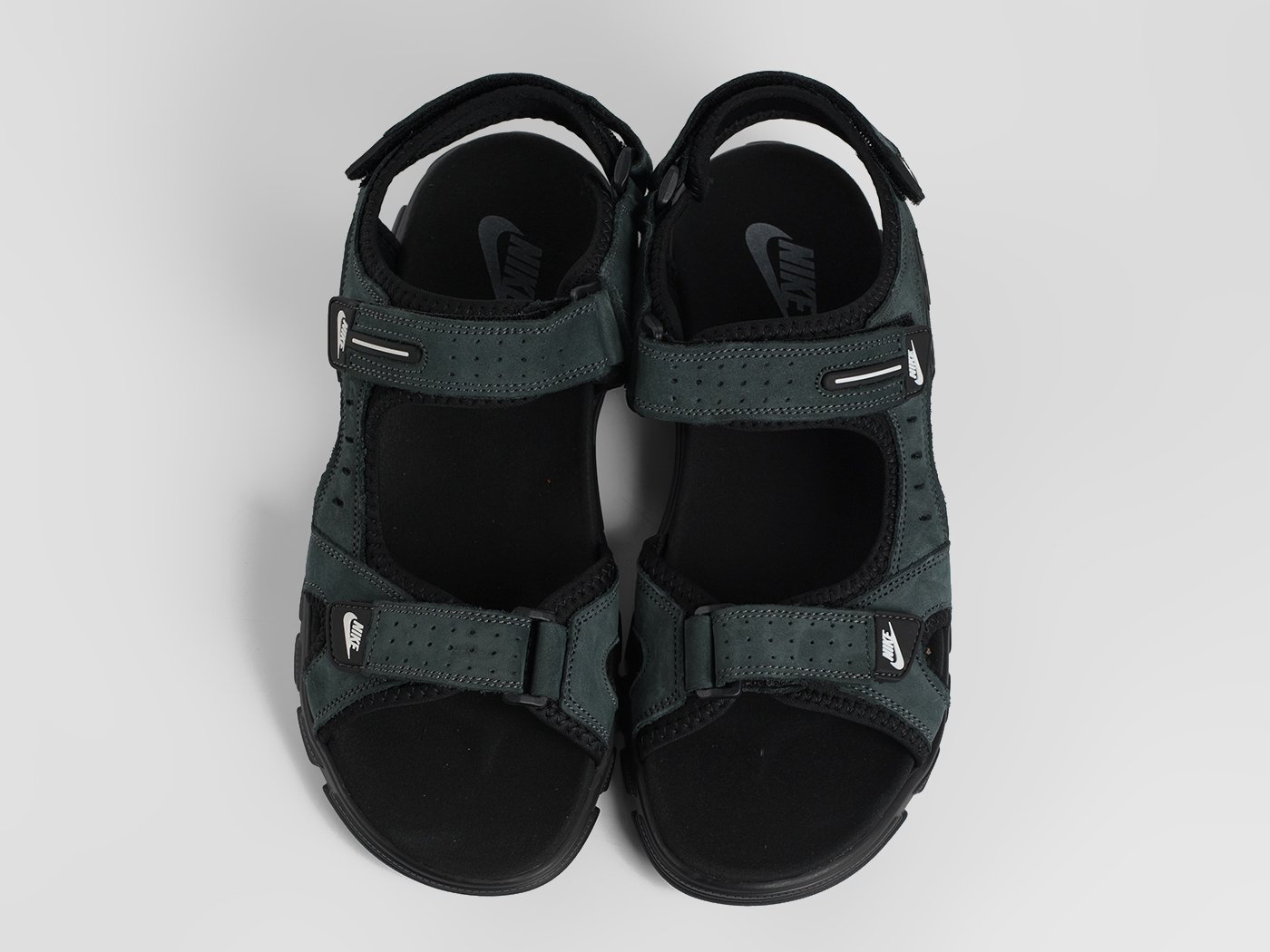 Сандалии Nike