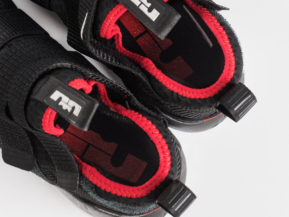 Кроссовки Nike Lebron Soldier 11
