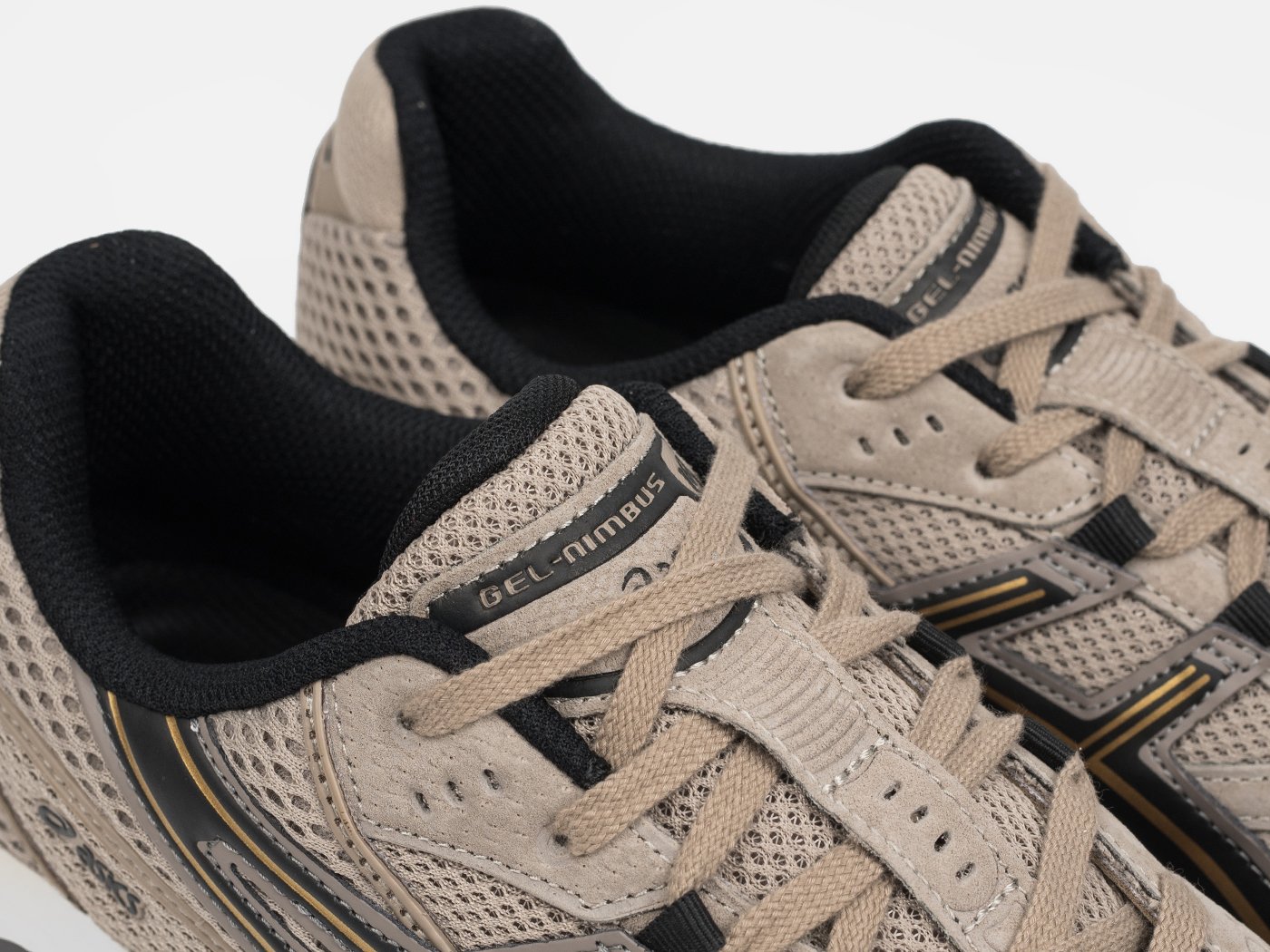 Кроссовки Asics Gel-Nimbus 10.1