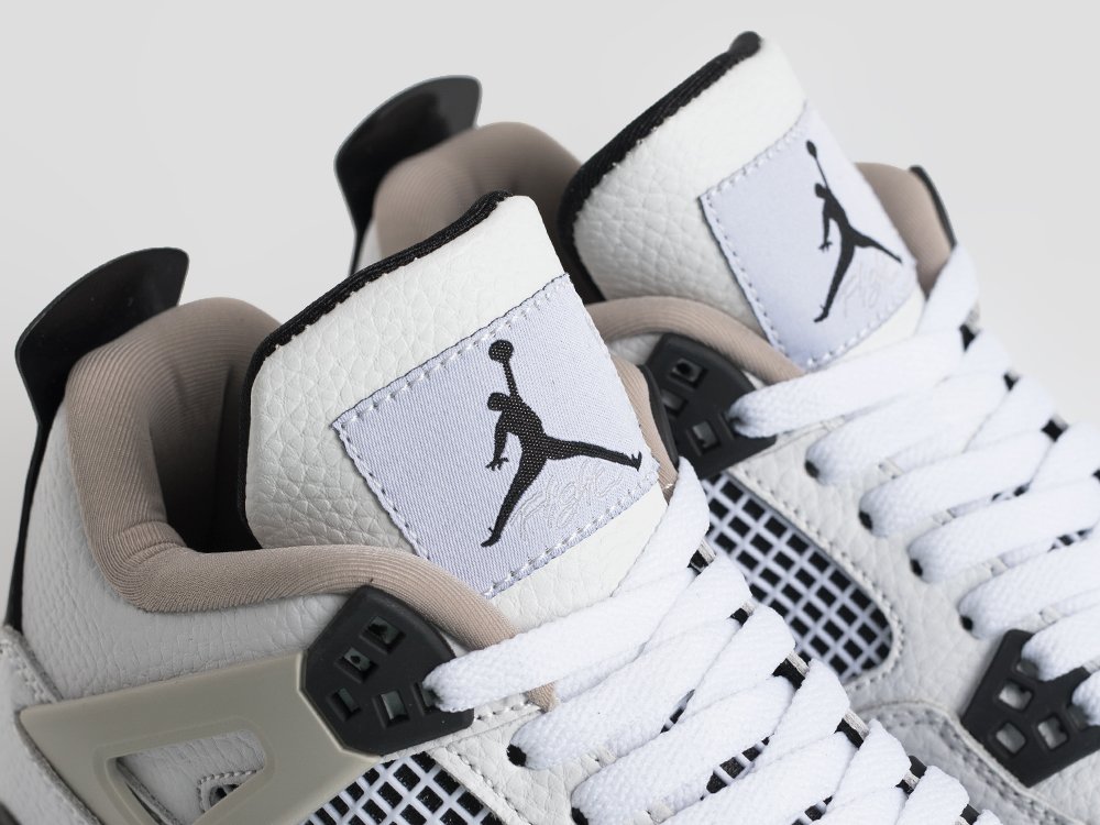 Кроссовки Nike Air Jordan 4 Retro
