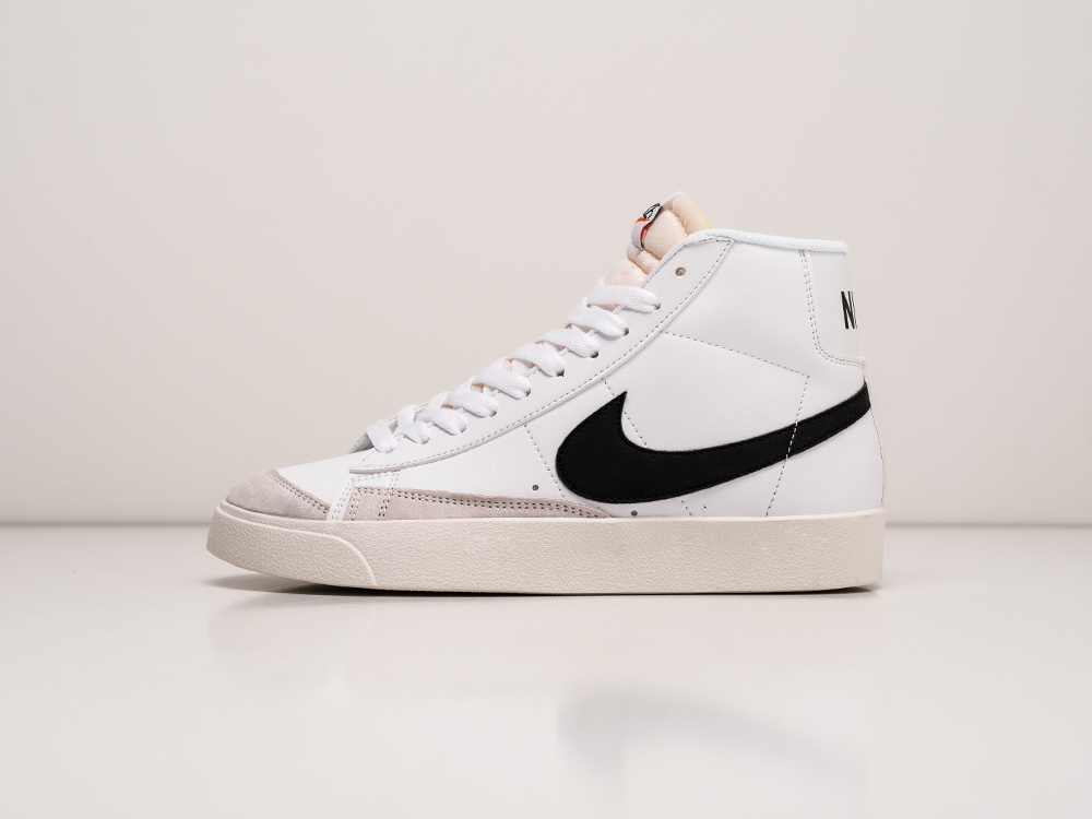 Кроссовки Nike Blazer Mid 77