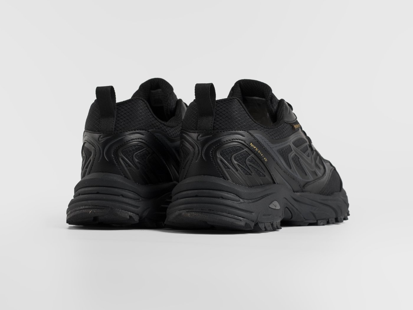 Кроссовки Nike Fiyi V2