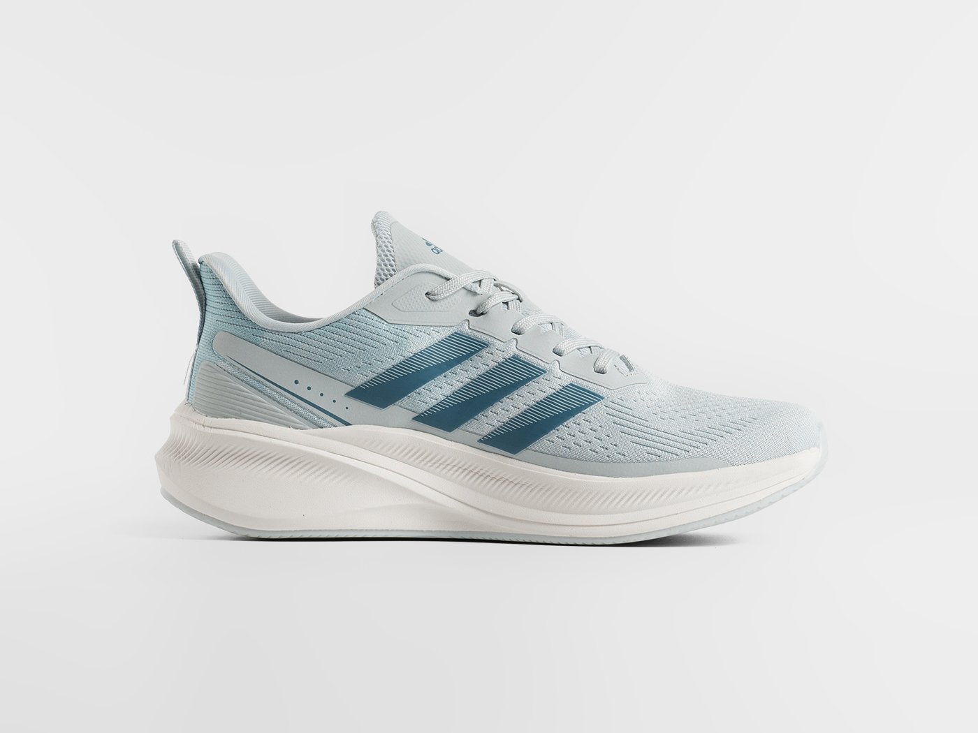 Кроссовки Adidas