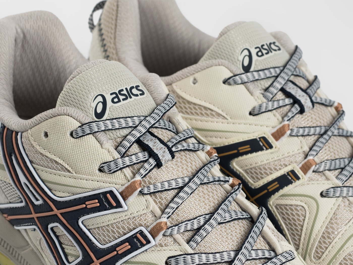 Кроссовки Asics Gel-Kahana 8