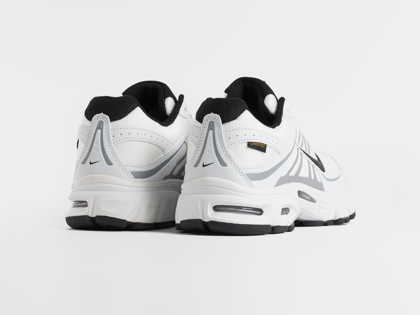 Кроссовки Nike