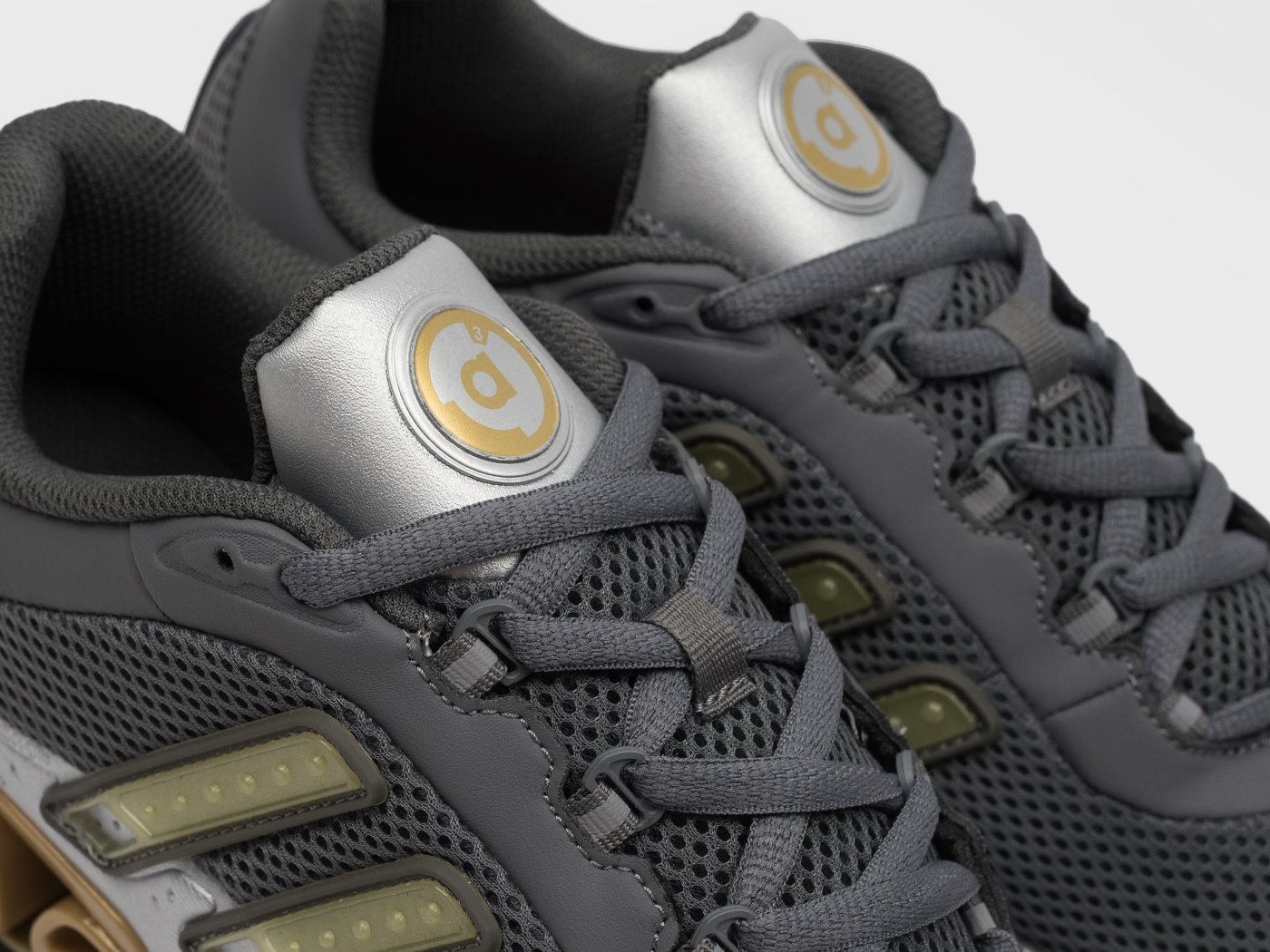 Кроссовки Adidas Megaride Pro