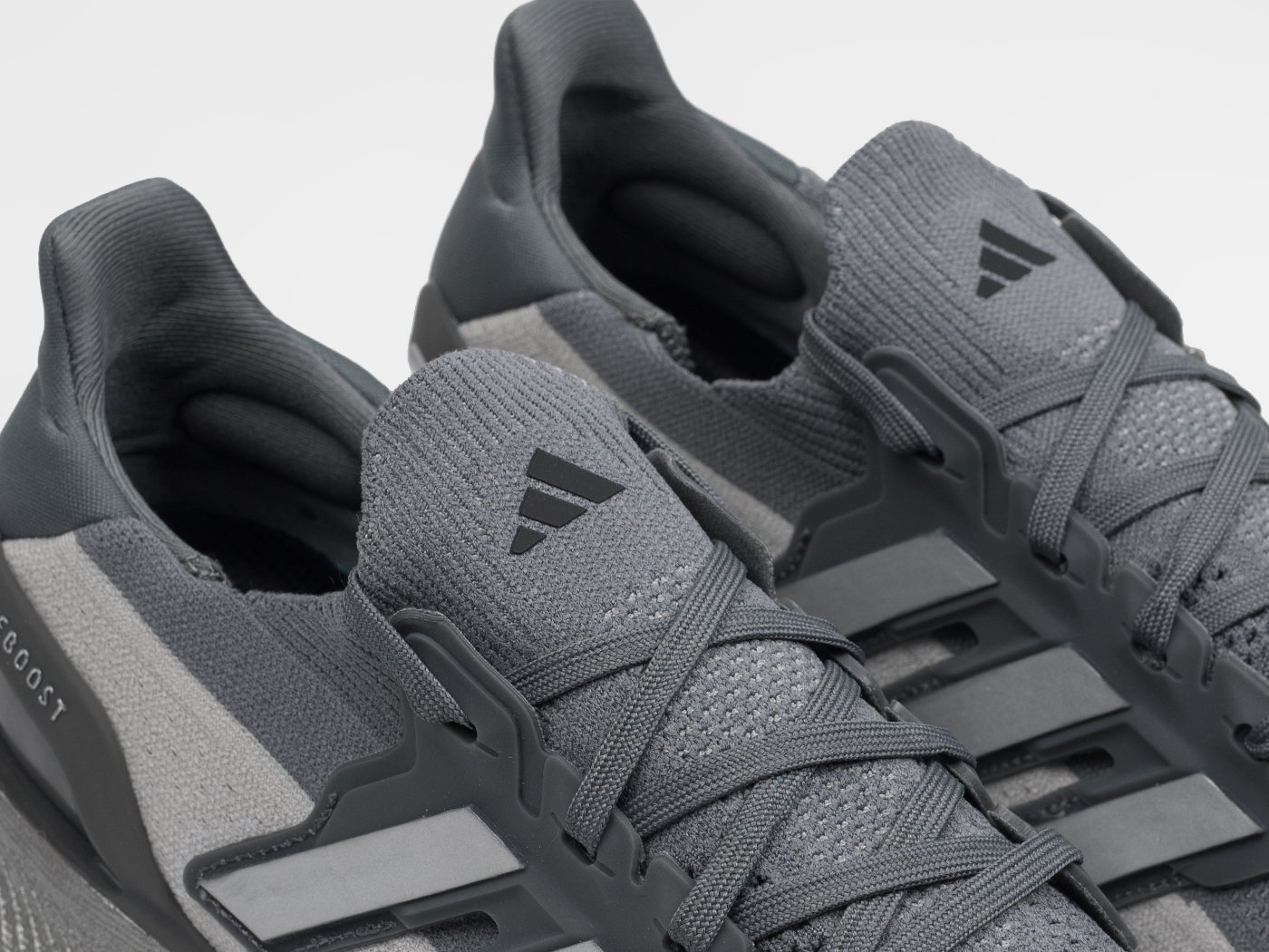 Кроссовки Adidas Ultra Boost 5