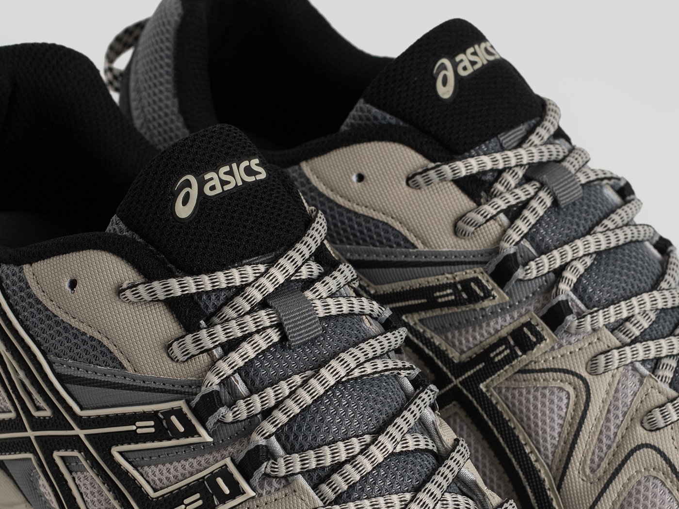 Кроссовки Asics Gel-Kahana 8