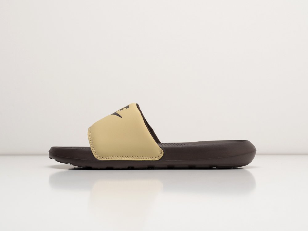 Сланцы Nike Victori One Slide