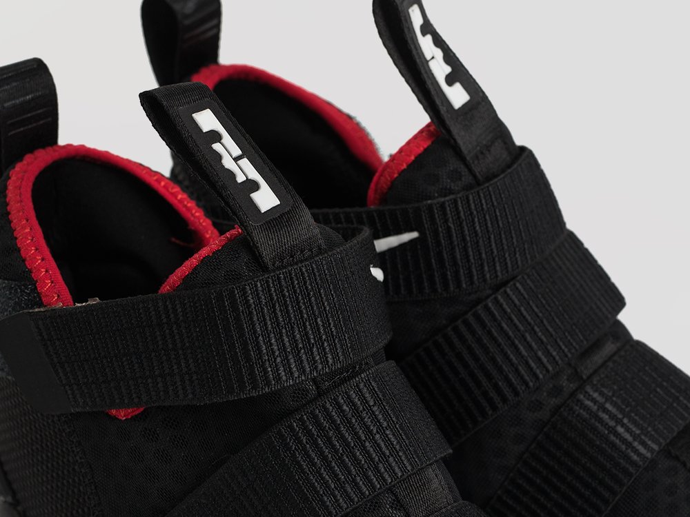 Кроссовки Nike Lebron Soldier 11