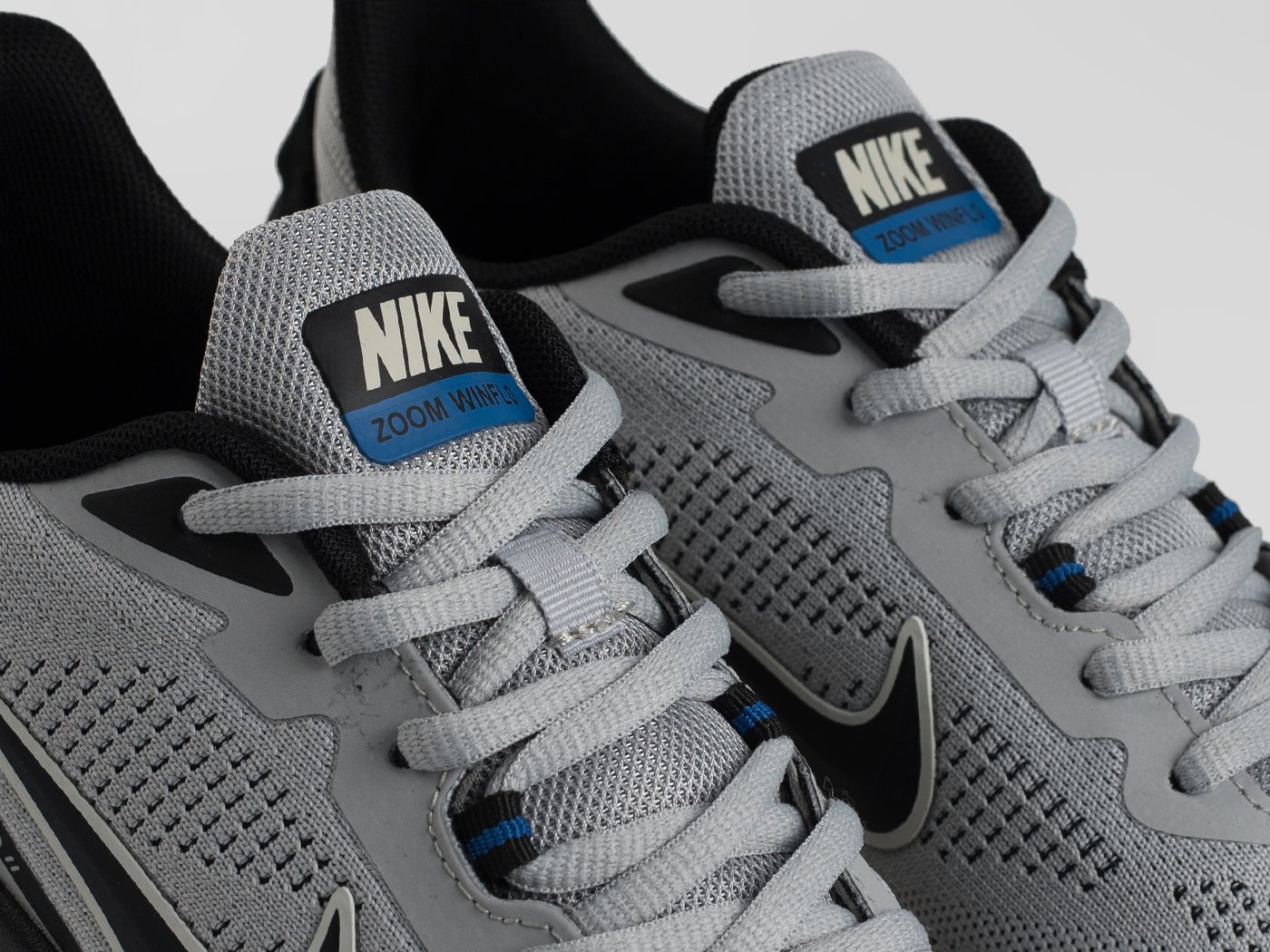 Кроссовки Nike