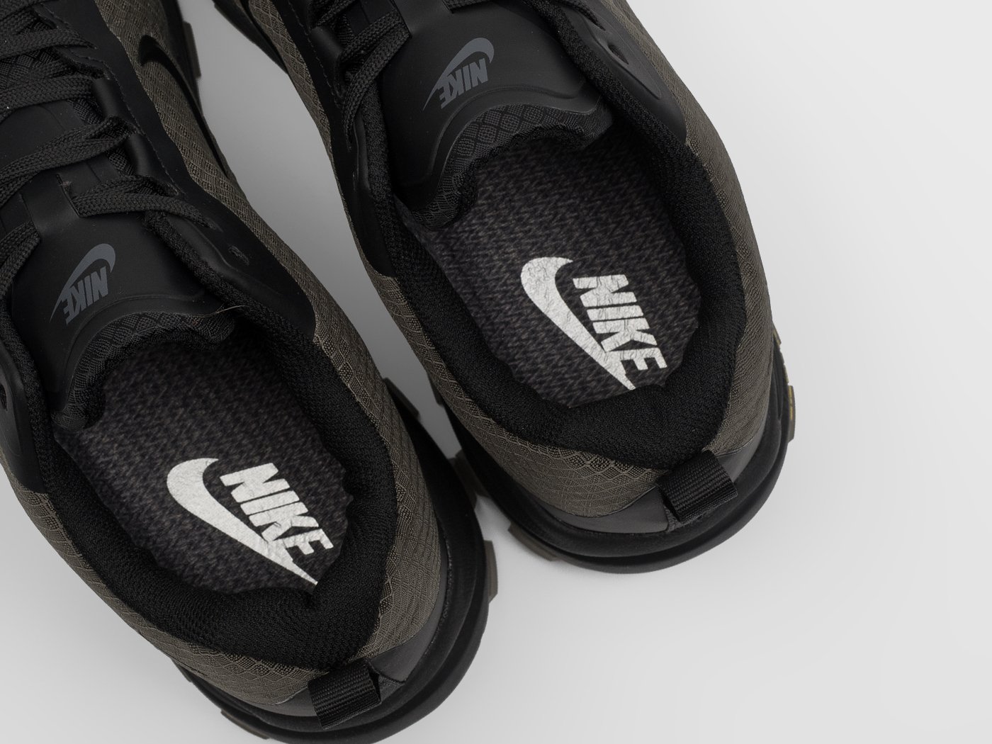 Кроссовки Nike