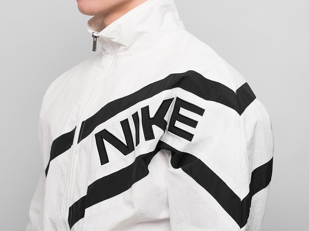 Ветровка Nike