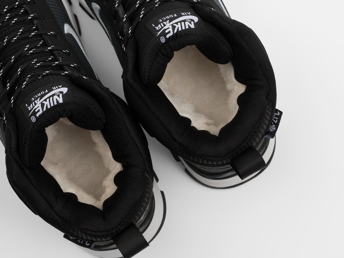 Зимние кроссовки Nike Rivah Mid