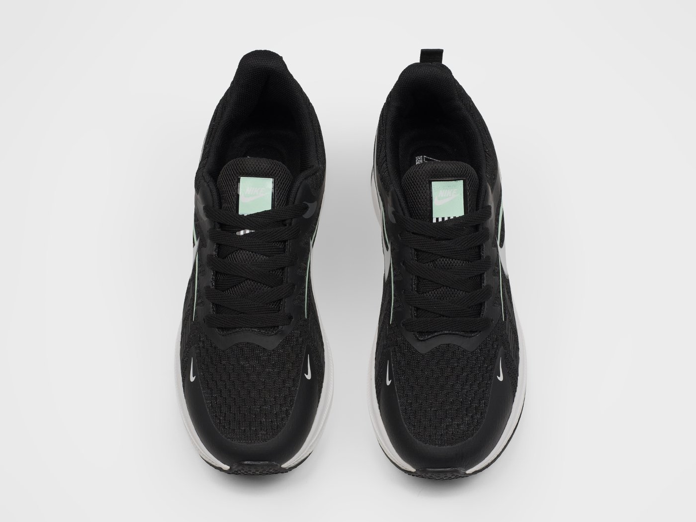 Кроссовки Nike