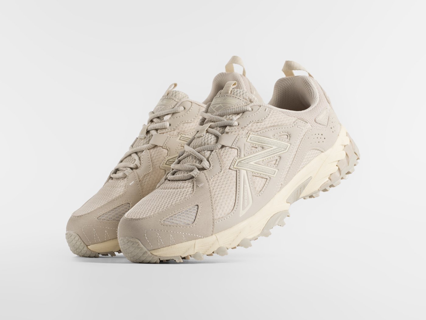 Кроссовки New Balance 610